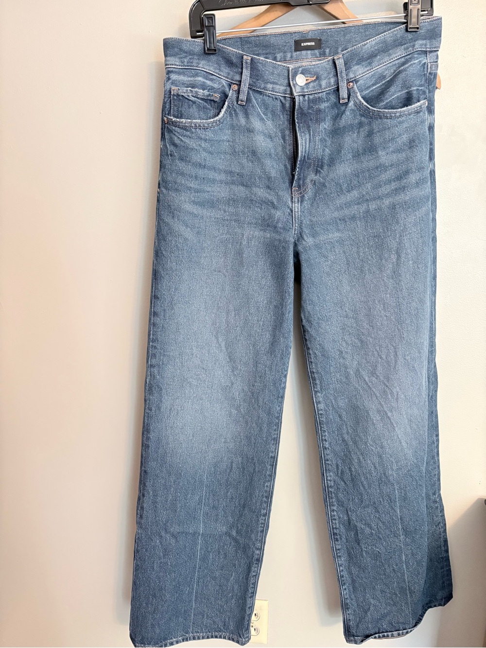 Express Wide Leg High Rise Jeans Medium Blue Wash